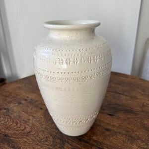 Bitossi White Ceramic Aldo Londi Vase for Pier 1 Has Sticker MCM Signed Italy